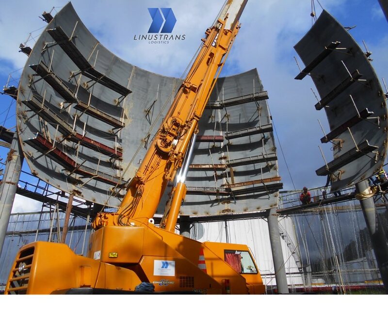 provide various type of Crane and Forklift rental to support your lifting activity for smooth logistic process